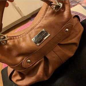 Kenneth Cole Reaction brown leather purse
